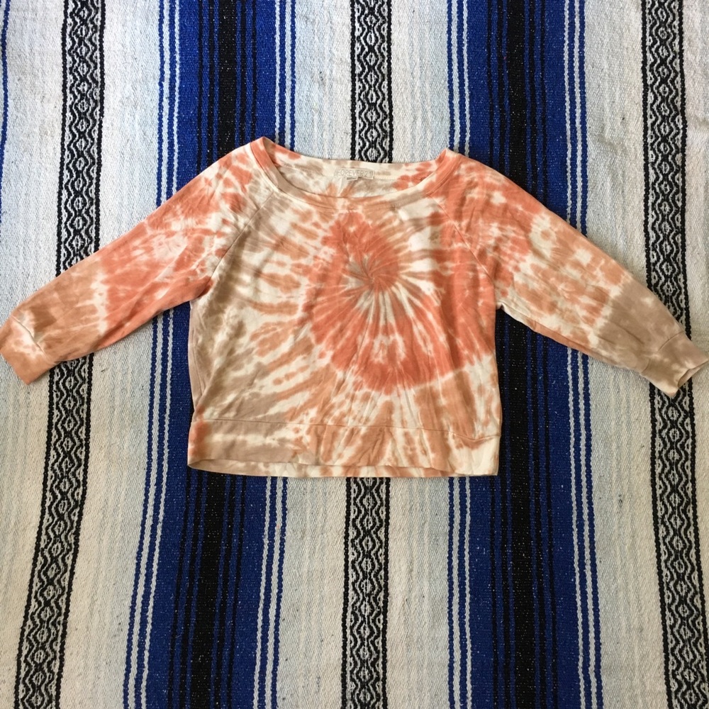 Orange and beige tie dye 3/4 length crop top M